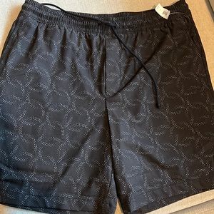 Men’s swim trunks